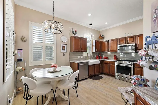 $364,900 | 10199 Mainsail Drive, Oxford, FL 34484