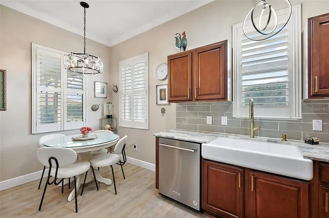 $364,900 | 10199 Mainsail Drive, Oxford, FL 34484