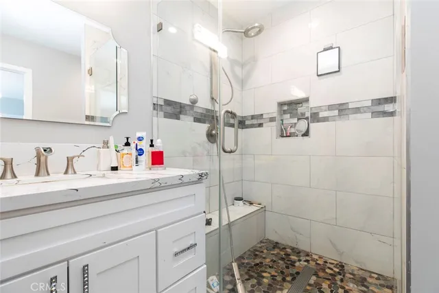 $1,930,000 | 11024 Peoria Street, Sun Valley, CA 91352