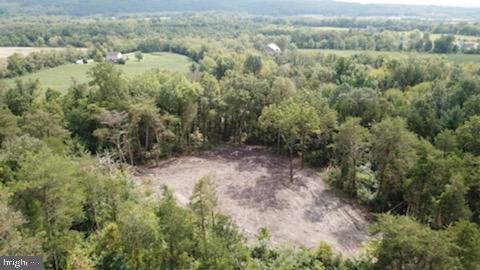 245 Bumble Bee Road Wellsville, PA 17365 - Photo 1 of 5 Gallery Image 1