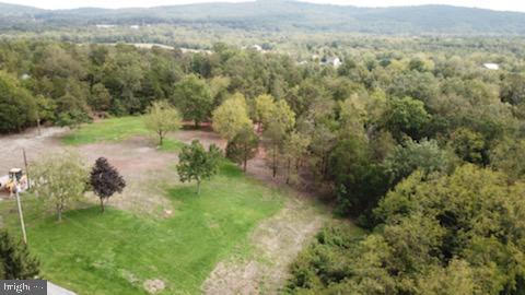 245 Bumble Bee Road Wellsville, PA 17365 - Photo 4 of 5 Gallery Image 4