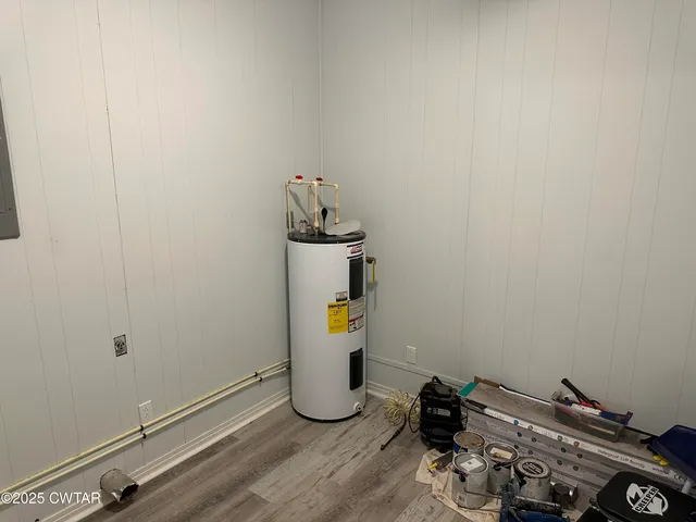 $199,000 | 9485 Highway 100, Scotts Hill, TN 38374