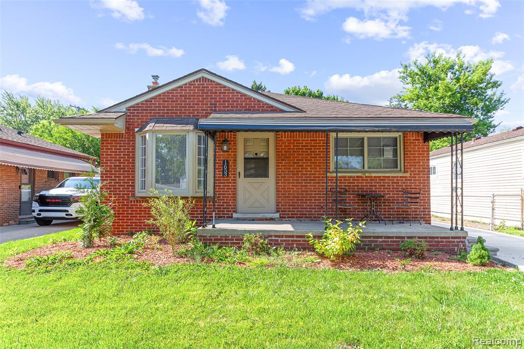 1653 London Avenue Lincoln Park, MI 48146 - Photo 1 of 30