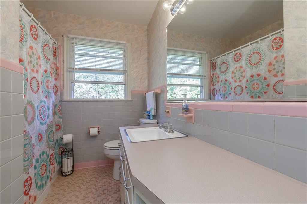 1363 Kirkpatrick Road Burlington, NC 27215 - Photo 17 of 36 Gallery Image 17