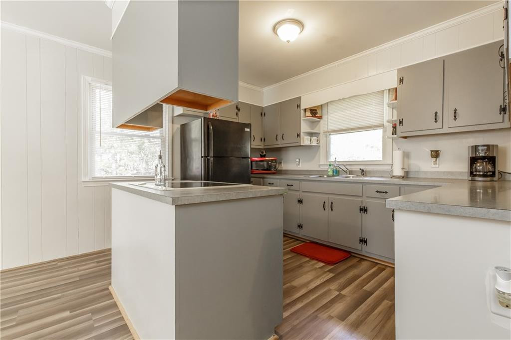 1363 Kirkpatrick Road Burlington, NC 27215 - Photo 8 of 36 Gallery Image 8