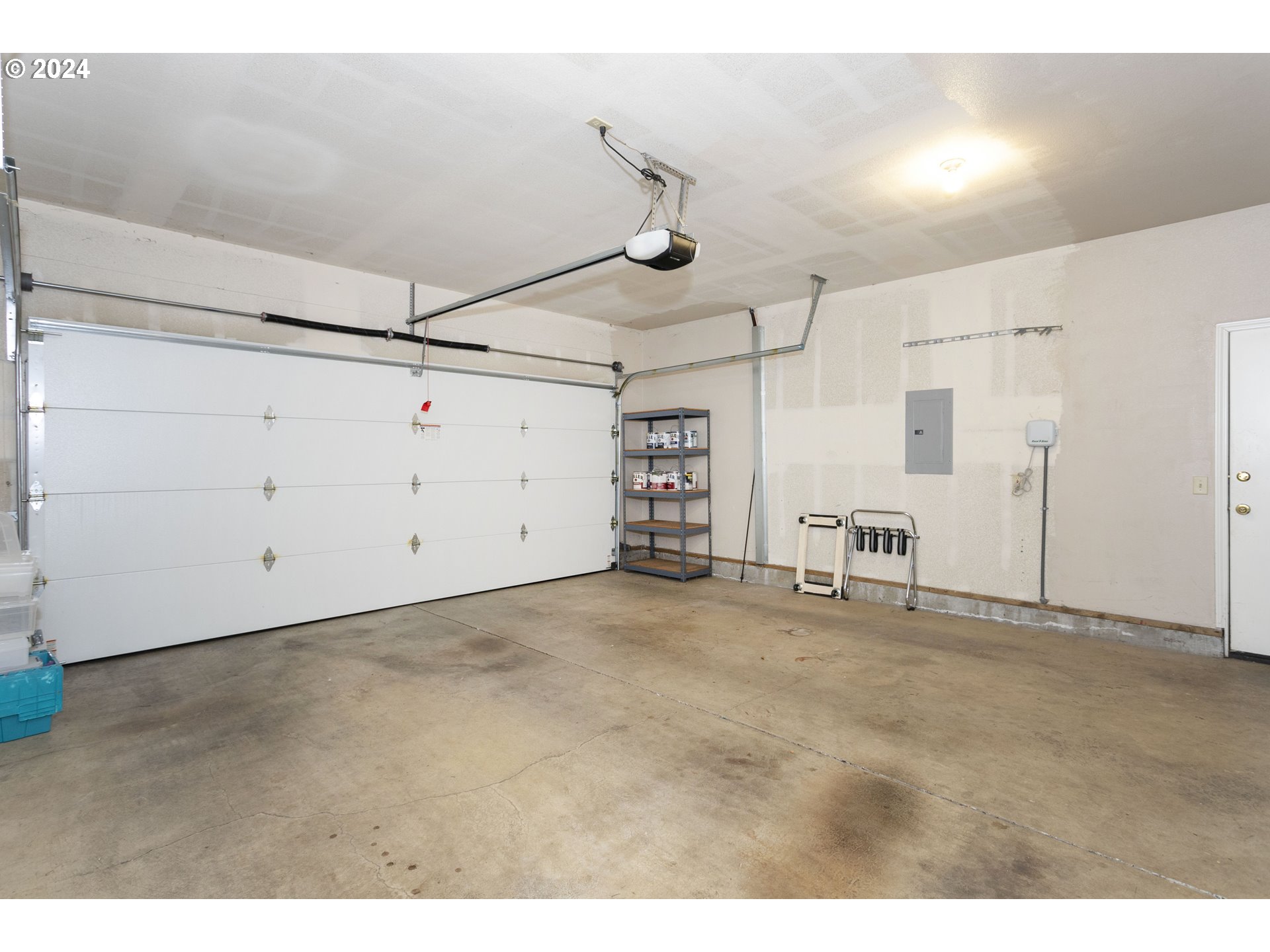 8094 Southwest Viola Street Portland, OR 97224 - Photo 33 of 46 Gallery Image 33