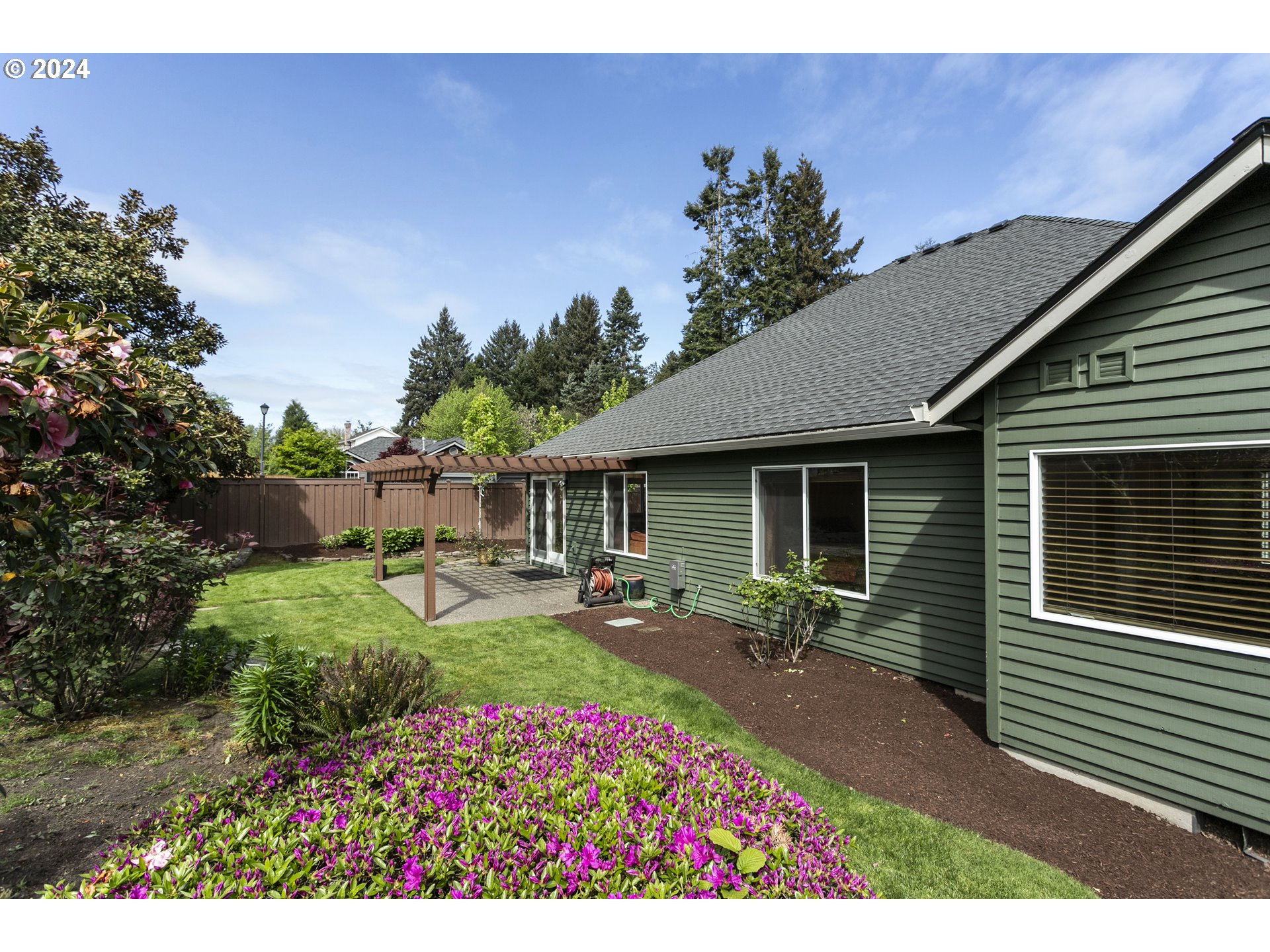 8094 Southwest Viola Street Portland, OR 97224 - Photo 38 of 46 Gallery Image 38