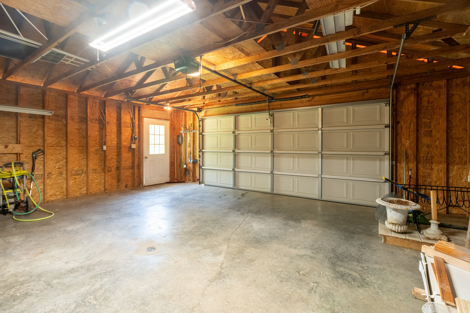 370 Woodlake Road Eldorado, IL 62930 - Photo 14 of 35