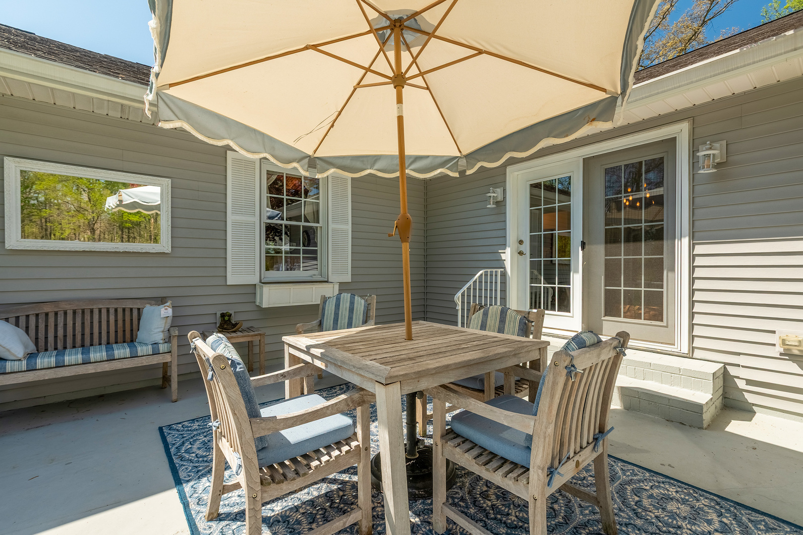 370 Woodlake Road Eldorado, IL 62930 - Photo 4 of 29