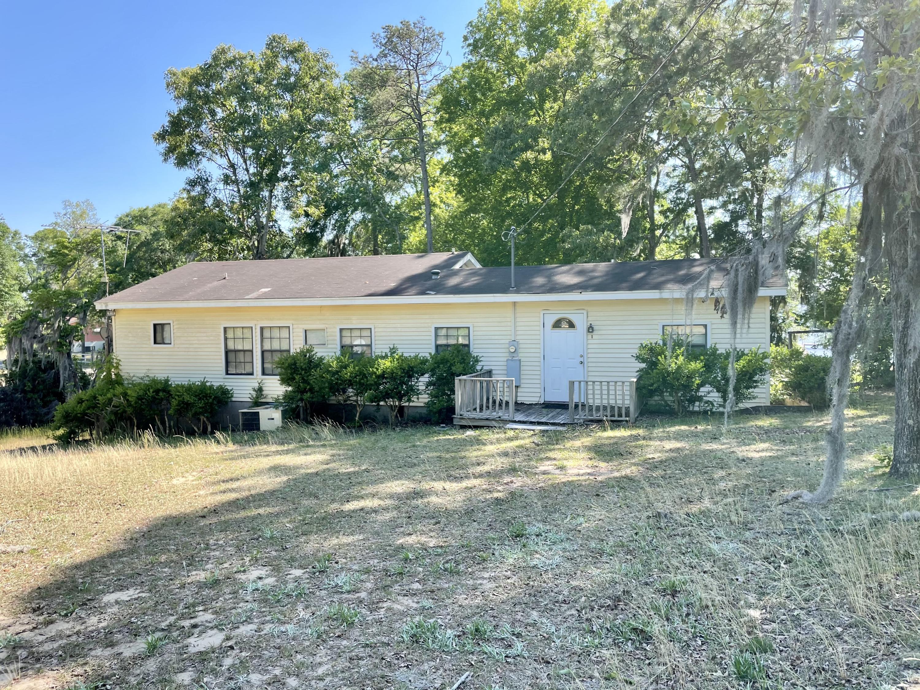 2622 Princess Pond Road Summerton, SC 29148 - Photo 1 of 31 IMG_2231