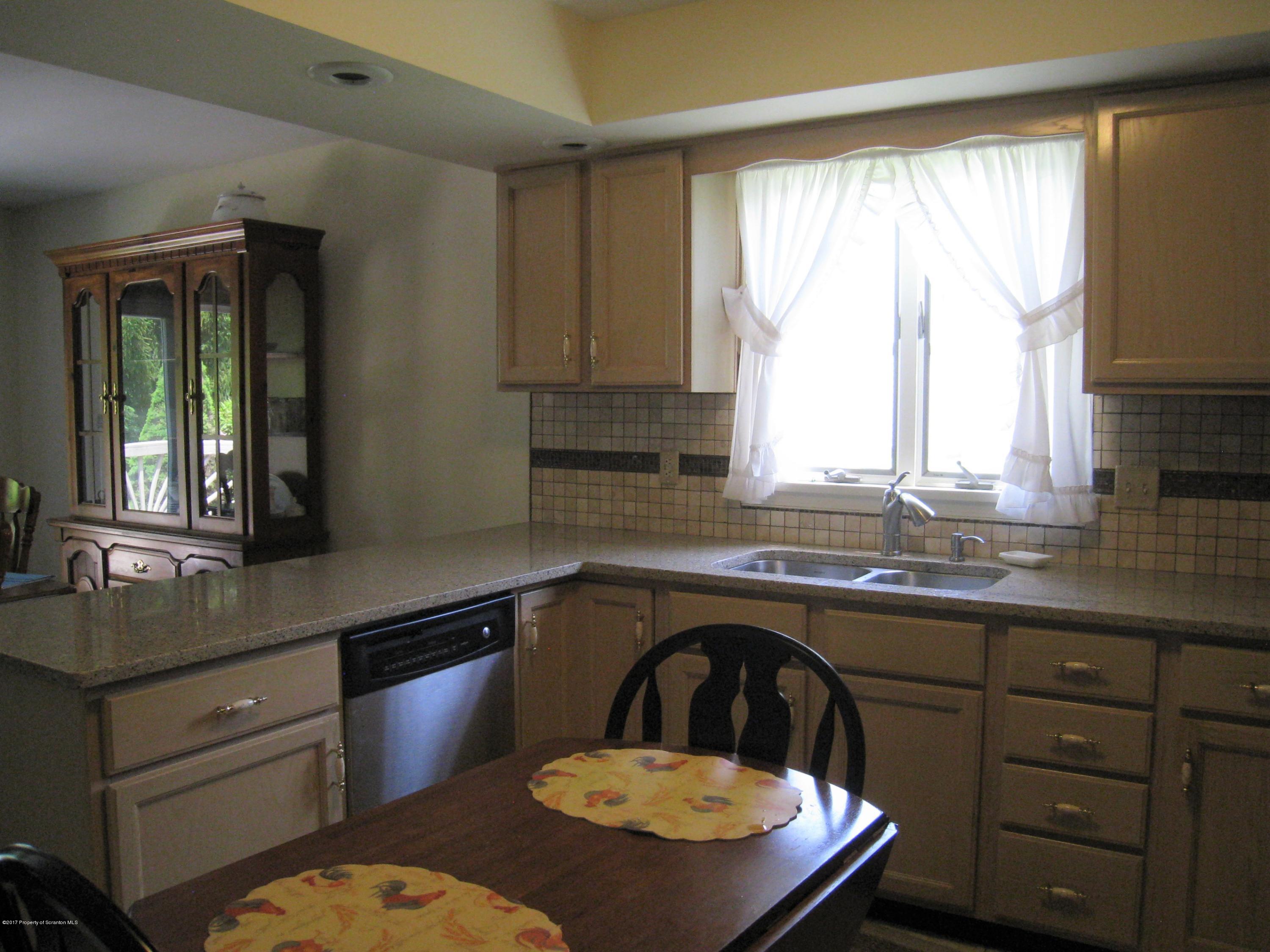 307 Maggies Road Clarks Summit, PA 18411 - Photo 13 of 45 Gallery Image 13