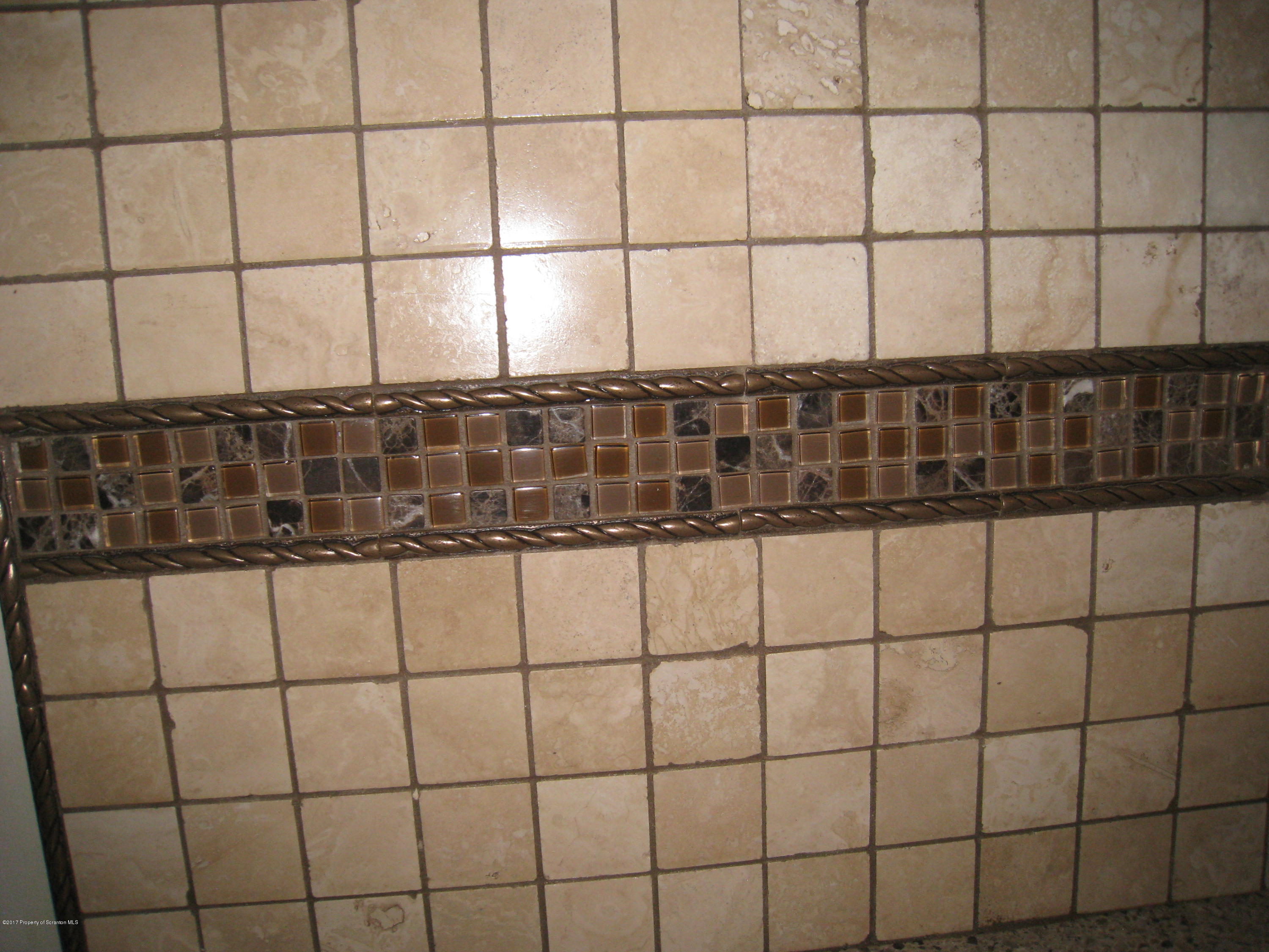 307 Maggies Road Clarks Summit, PA 18411 - Photo 16 of 45 Gallery Image 16