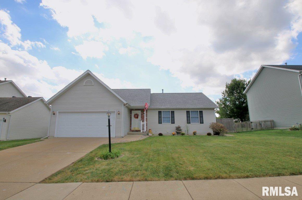 1910 Fieldstone Washington, IL 61571 - Photo 1 of 32 Gallery Image 1