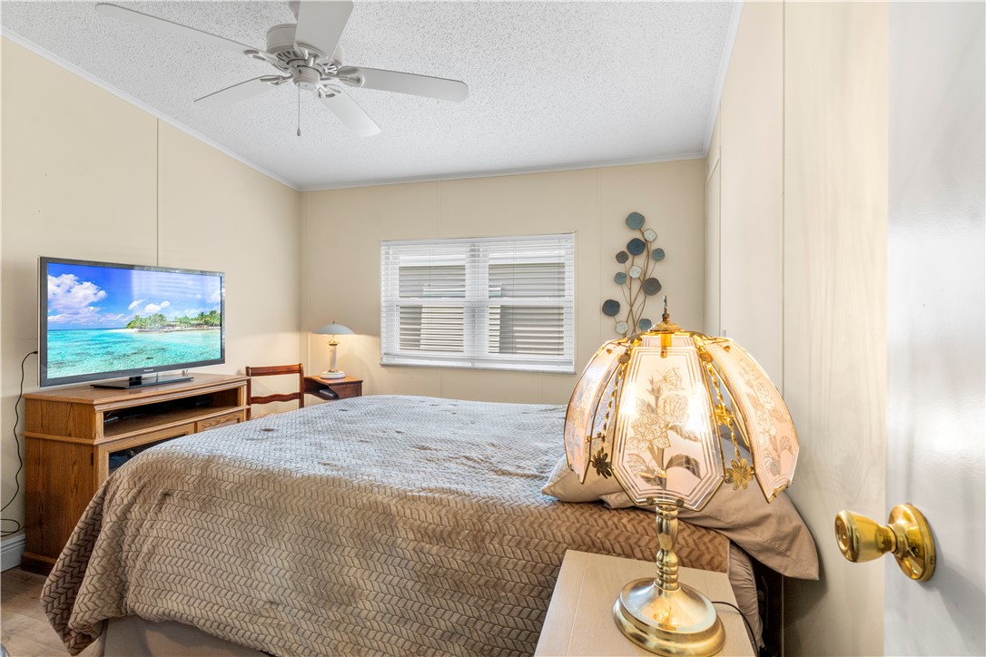624 Wedelia Drive Sebastian, FL 32976 - Photo 23 of 35