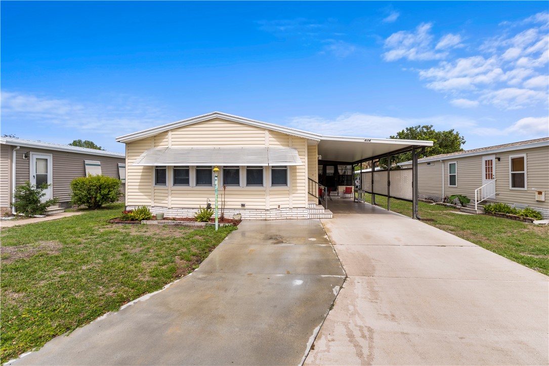 624 Wedelia Drive Sebastian, FL 32976 - Photo 3 of 35