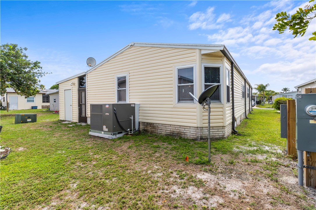 624 Wedelia Drive Sebastian, FL 32976 - Photo 33 of 35