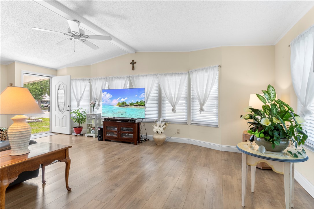 624 Wedelia Drive Sebastian, FL 32976 - Photo 8 of 35