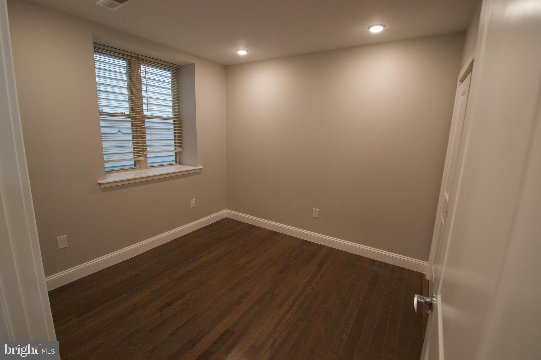 1422 Callowhill Street, Unit U305 Philadelphia, PA 19130 - Photo 6 of 16