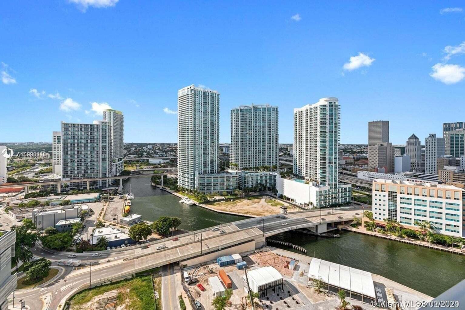 31 Southeast 6th Street, Unit 602 Miami, FL 33131 - Photo 29 of 39 a view of a city with tall buildings