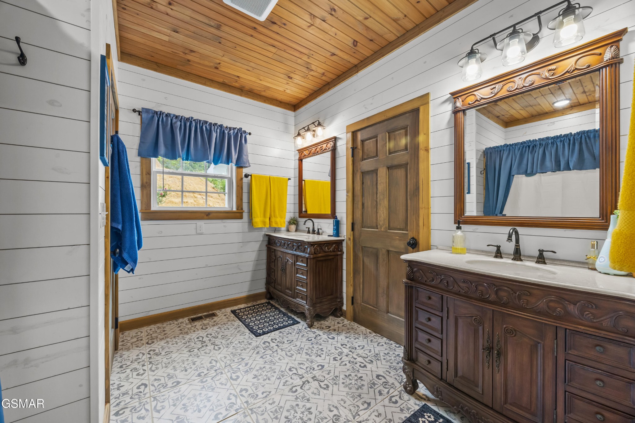 2750 Sulpher Springs Road Sevierville, TN 37862 - Photo 39 of 58 Gallery Image 39