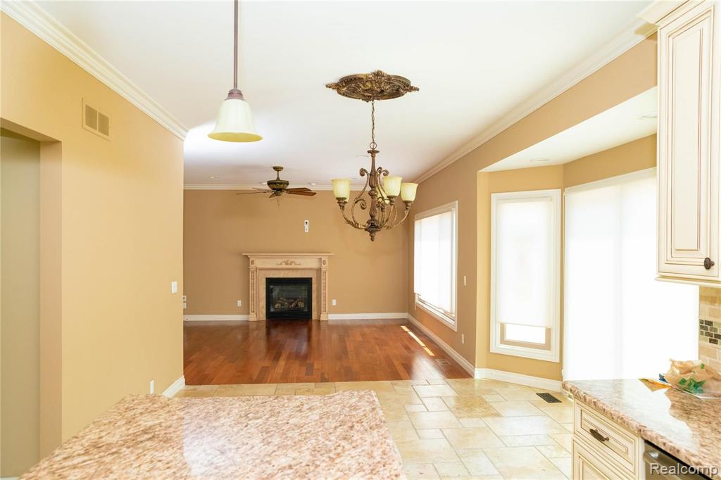 743 Woodfield Way Rochester Hills, MI 48307 - Photo 23 of 27