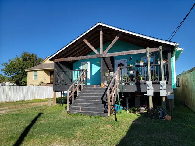 $174,900 | 715 11th Street, Unit A AND B, Dickinson, TX 77539