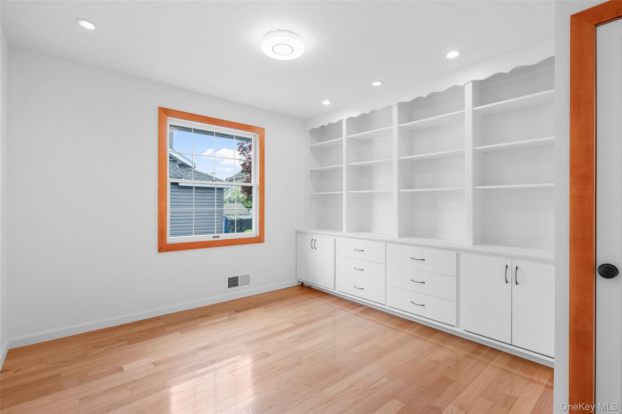 14 Ridgeland Terrace Rye, NY 10580 - Photo 11 of 37 Second bedroom