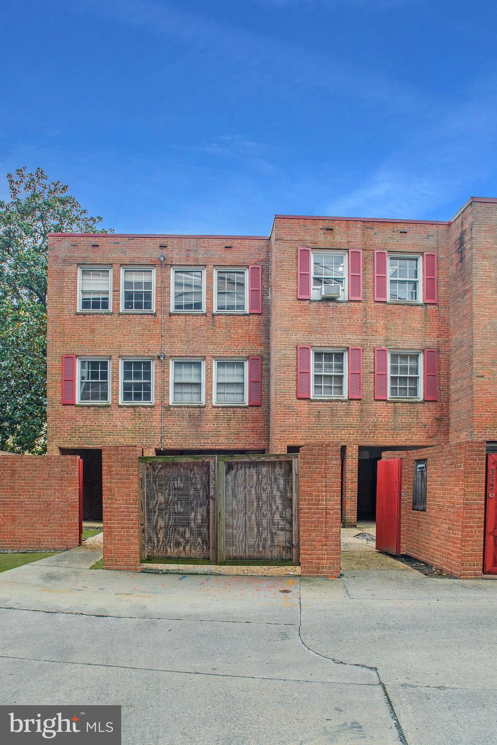 3524-3526 Water Street Northwest Washington, DC 20007 - Photo 2 of 10 Exterior