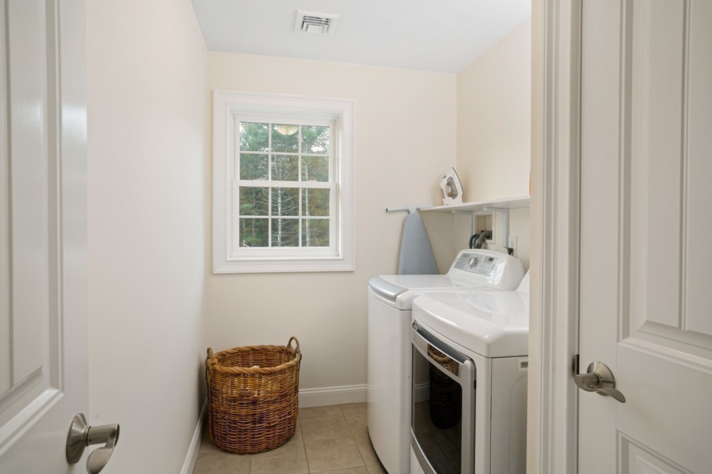 46 Strawberry Farm Road Marshfield, MA 02050 - Photo 23 of 30