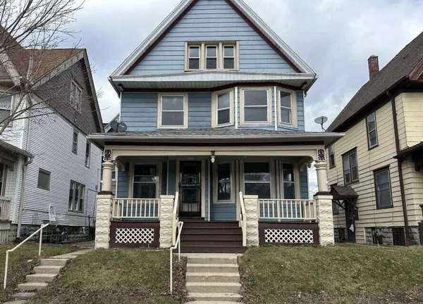 $249,900 | 4722 West Garfield Avenue, Milwaukee, WI 53208