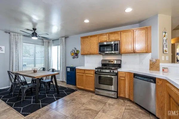 $384,900 | Undisclosed Address, Bakersfield, CA 93312