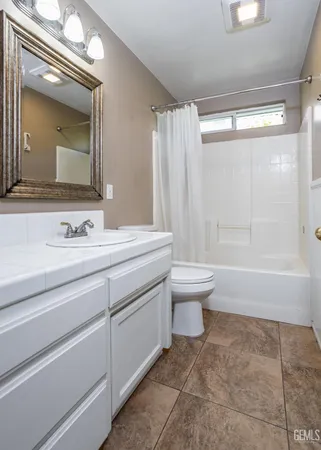 $384,900 | Undisclosed Address, Bakersfield, CA 93312