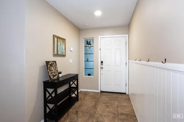 $384,900 | Undisclosed Address, Bakersfield, CA 93312