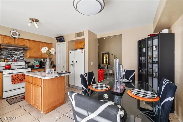 $445,000 | 1063 Gurneys Eagle Avenue, Henderson, NV 89015