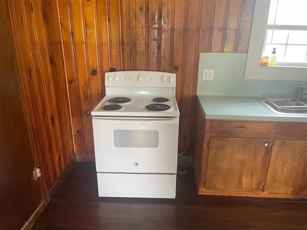 $1,000 | 1306 Continental Boulevard, Unit 1, Westlake, LA 70669