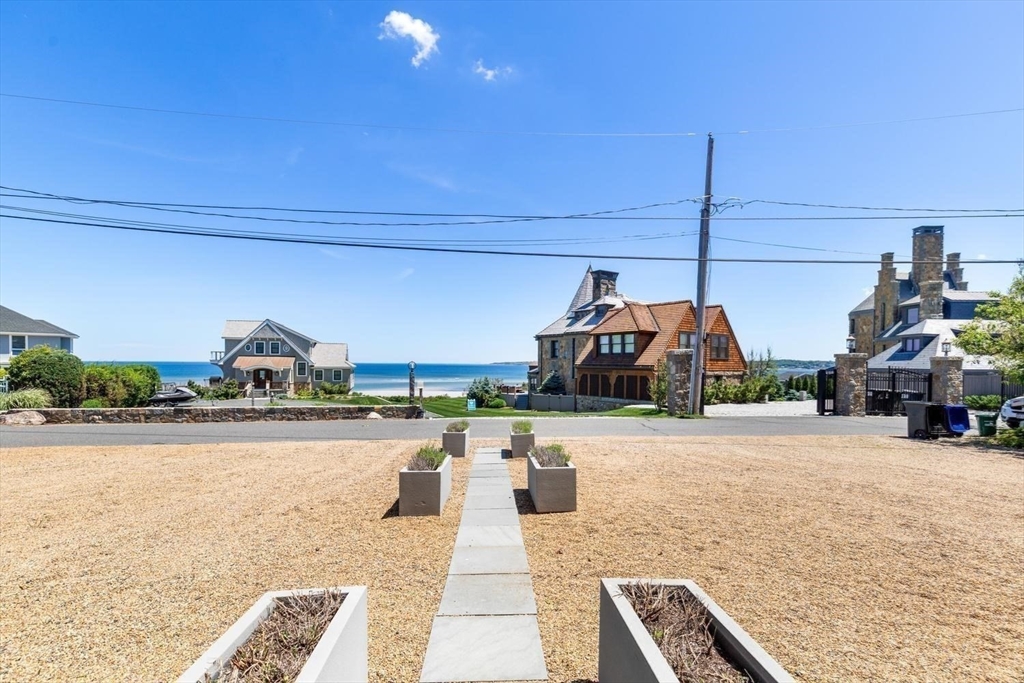 132 Wingaersheek Road Gloucester, MA 01930 - Photo 5 of 30