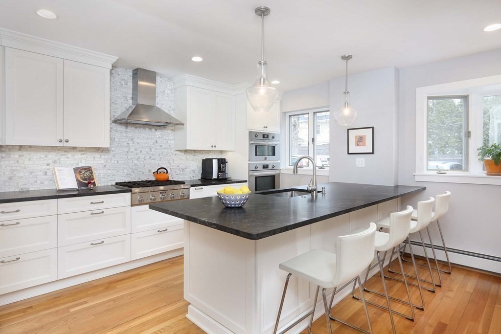 147 Salisbury Road, Unit 147 Brookline, MA 02445 - Photo 8 of 17 Gallery Image 8