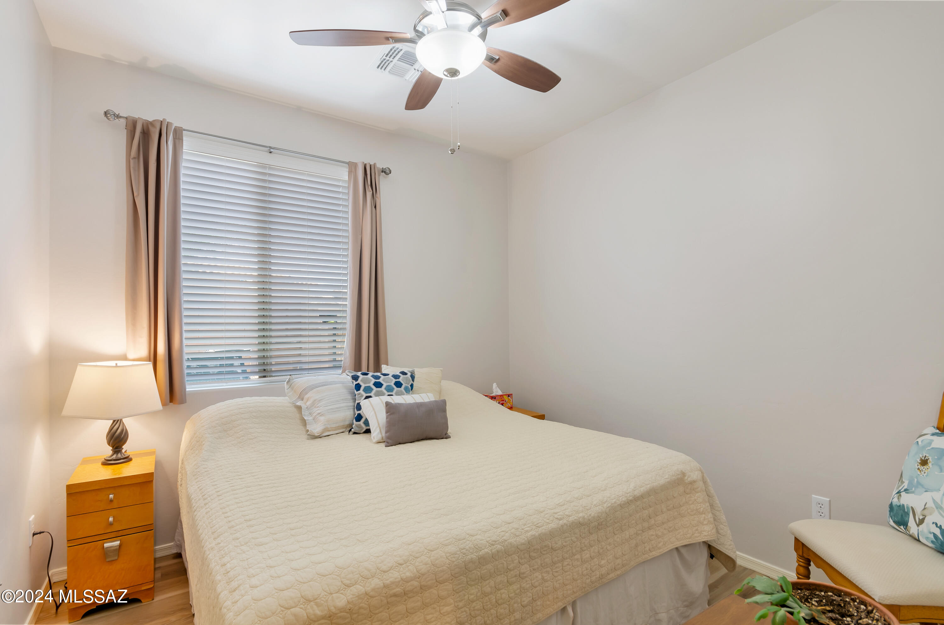 38925 South Running Roses Lane Tucson, AZ 85739 - Photo 18 of 35