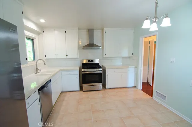 $5,500 | 3672 Grayburn Road, Pasadena, CA 91107