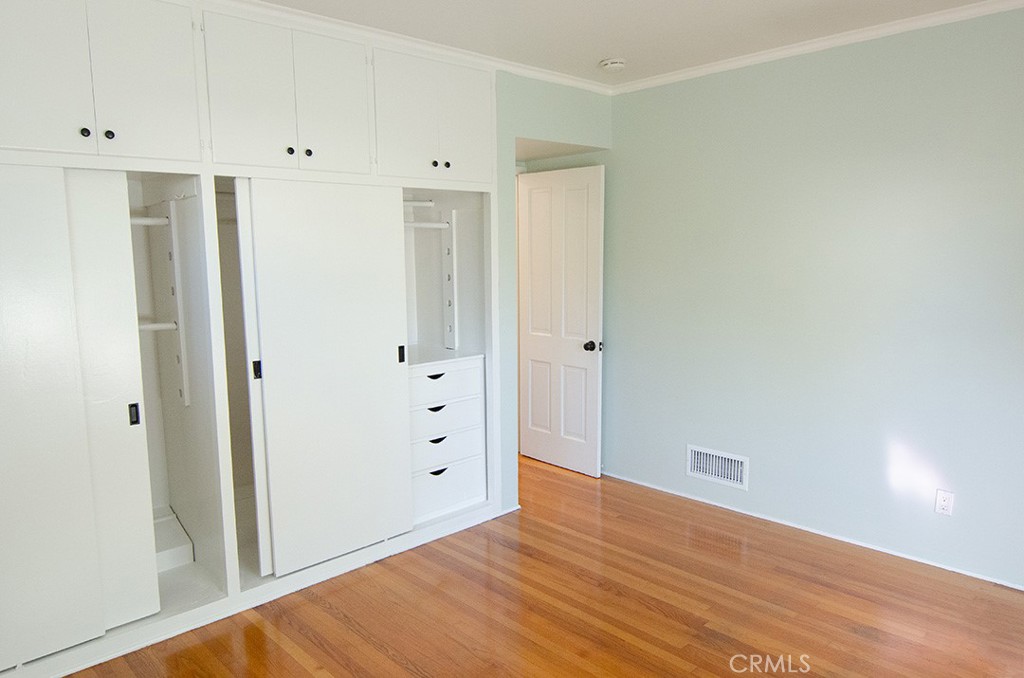 3672 Grayburn Road Pasadena, CA 91107 - Photo 15 of 31 Main house Bed1