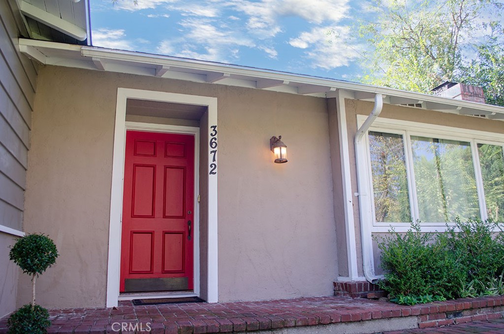 3672 Grayburn Road Pasadena, CA 91107 - Photo 31 of 31 Main house entrance