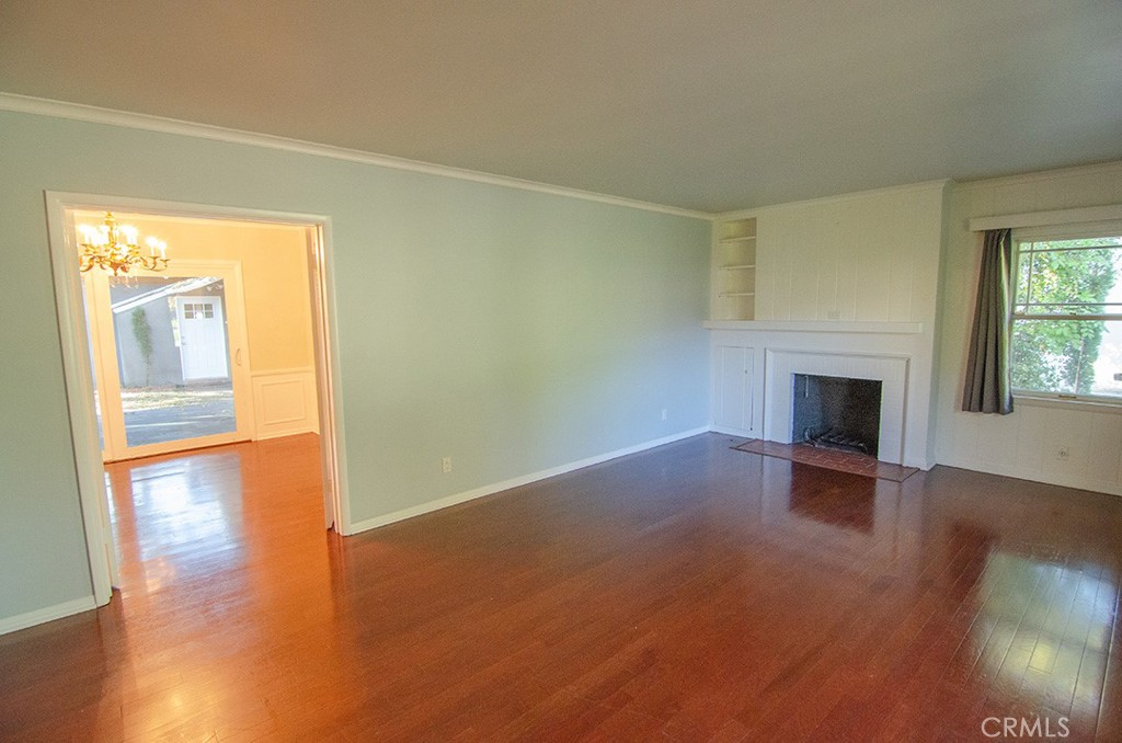 3672 Grayburn Road Pasadena, CA 91107 - Photo 5 of 31 Main house LR