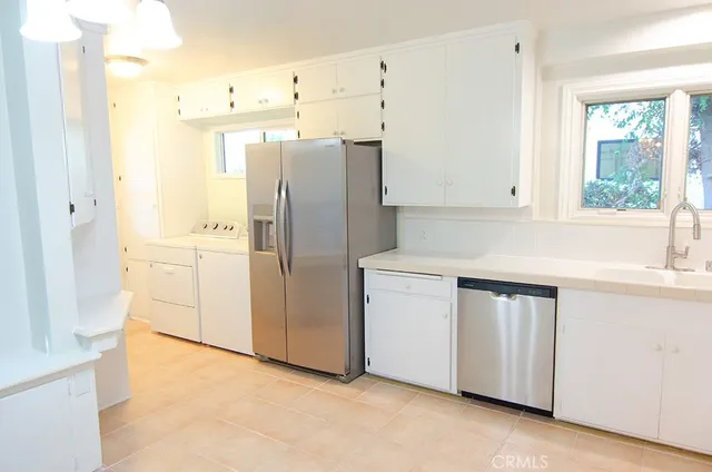 $5,500 | 3672 Grayburn Road, Pasadena, CA 91107