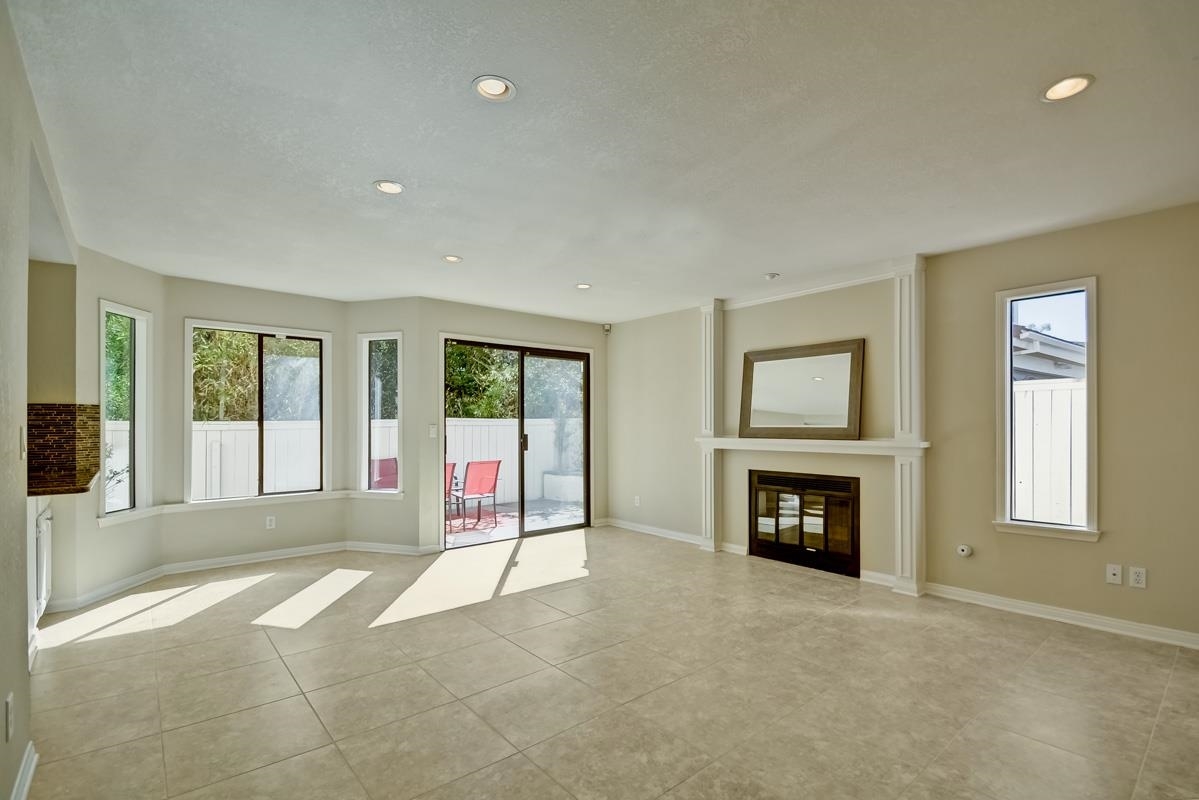 1777 Hawk View Drive Encinitas, CA 92024 - Photo 6 of 25