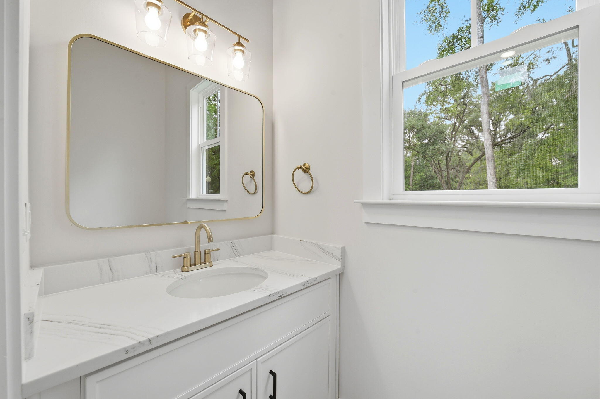 255 Madison Drive Georgetown, SC 29440 - Photo 16 of 81