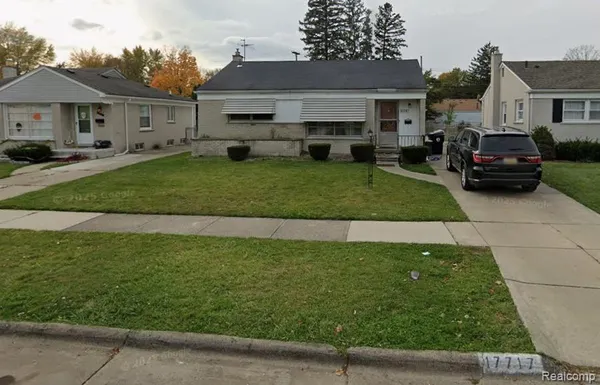 $169,900 | 17717 Gaylord, Redford, MI 48240