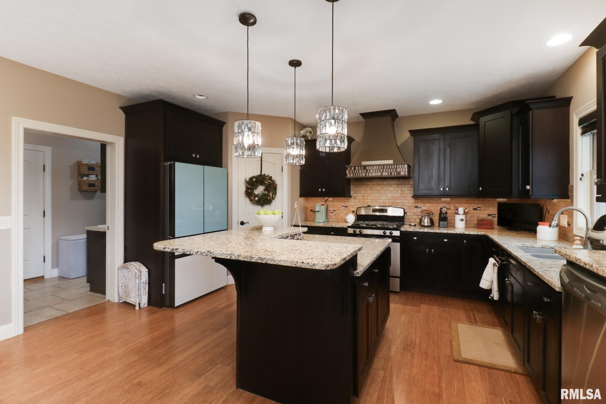1808 Pfitzer Road Normal, IL 61761 - Photo 12 of 42