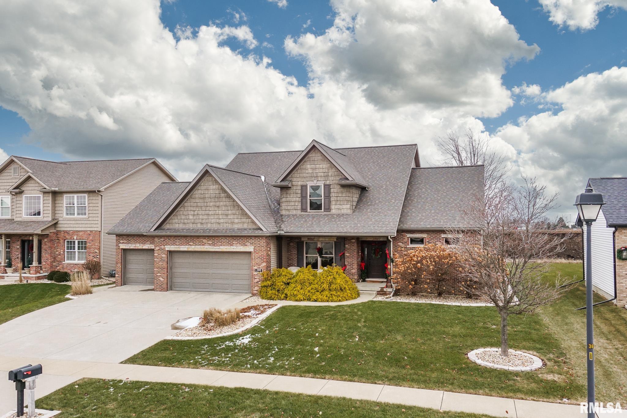 1808 Pfitzer Road Normal, IL 61761 - Photo 2 of 42