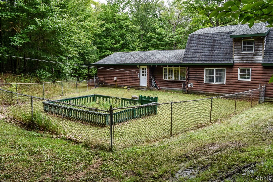 186 Tuttle Road Webb, NY 13420 - Photo 12 of 31