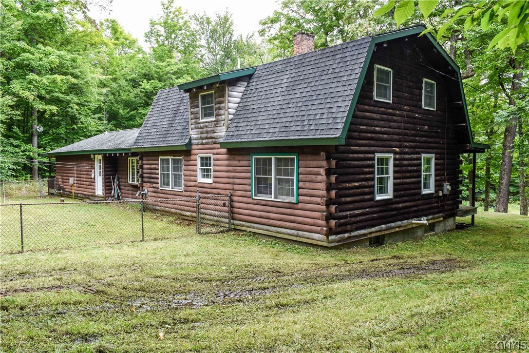 186 Tuttle Road Webb, NY 13420 - Photo 13 of 31